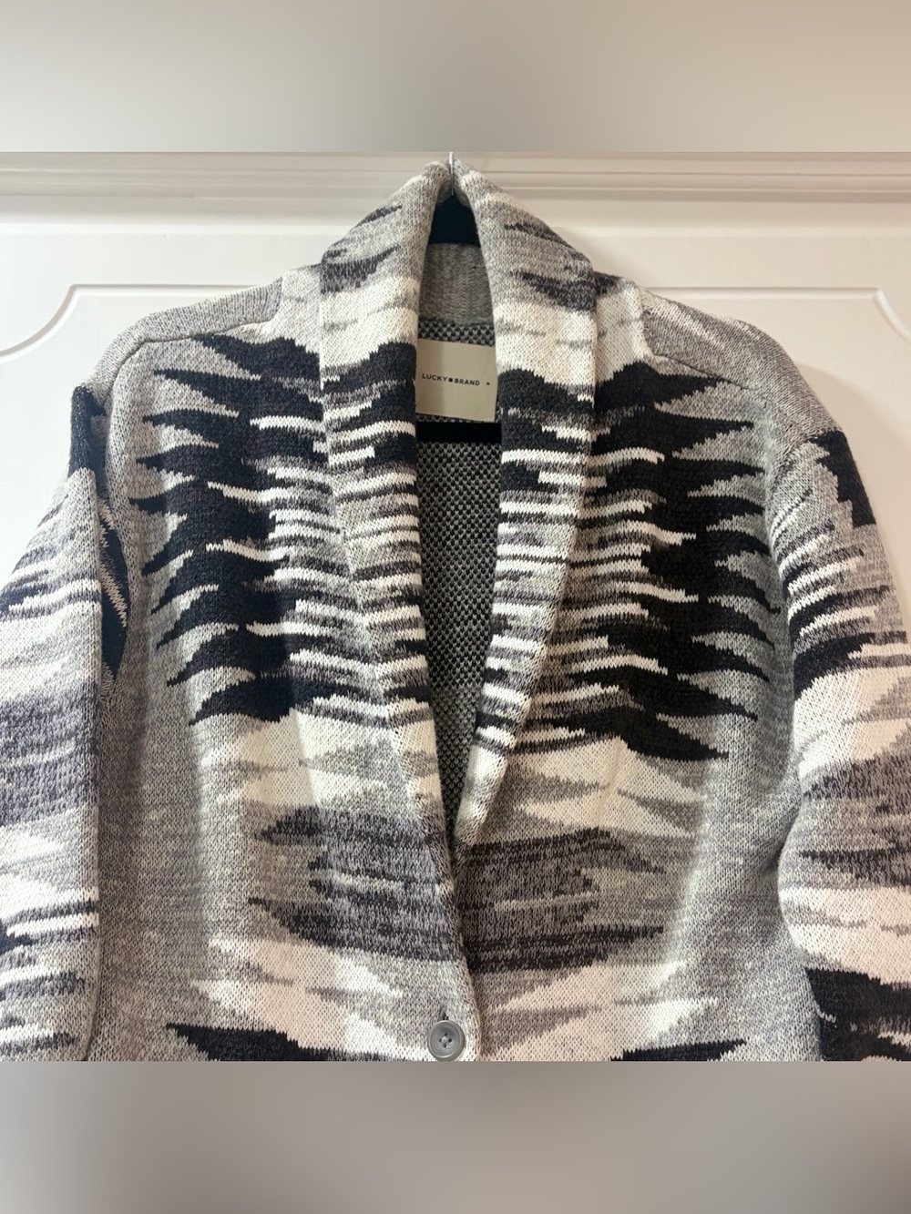 Lucky Brand 100% Cotton Shawl Collar Cardigan Grey Black Geometric Sweater M - Picture 4 of 10